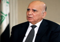 وزير الخارجية العراقي يؤكد أهمية التواصل مع فريق التحقيق بجرائم “داعش”