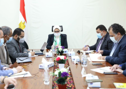 وزيرة الصحة تعقد اجتماعًا بمقر الإدارة العامة للتموين الطبي لمناقشة تطوير وميكنة منظومة التموين الطبي