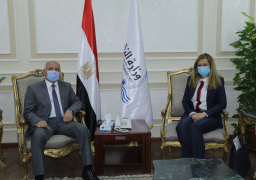 وزير النقل يبحث تدريب العاملين بالوزارة على نظم التكنولوجيا الحديثة