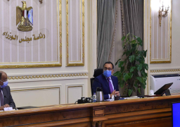 مدبولي يُتابع مشروعات تبطين الترع والري الحديث والحماية من أخطارالسيول