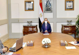 الرئيس السيسي يتابع تطورات نشاط هيئة قناة السويس ومشروعاتها المختلفة