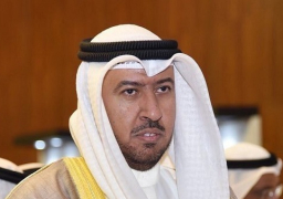 الكويت تتبرع بمليون دولار وعشر سيارات اسعاف مساعدات للبنان