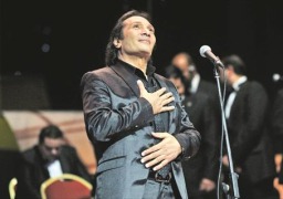 الخميس.. على الحجار في حفل غنائي بمكتبة الإسكندرية