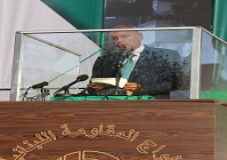 رئيس البرلمان اللبناني يدعو إلى “تغيير” النظام الطائفي