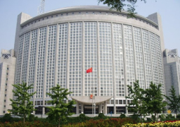 الصين تحتج على زيارة وزير أمريكي لتايوان وتعارض أي اتصال رسمي بين الجانبين