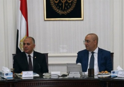 وزيرا الرى والإسكان يترأسان اجتماع اللجنة التنسيقية لمتابعة إجراءات ترشيد المياه