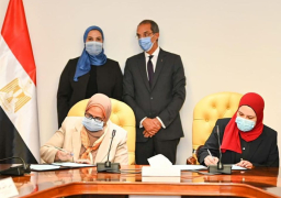 بالصور.. “الاتصالات والتضامن” توقعان اتفاقية تطوير دور الأيتام