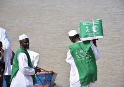 “سلمان للإغاثة” يواصل توزيع المساعدات للمتضررين من السيول في السودان