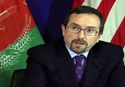 السفير الأمريكي في أفغانستان يؤكد ضرورة وقف إطلاق النار في البلاد
