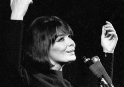 وفاة أسطورة الغناء الفرنسية جولييت غريكو