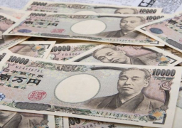 الين يبلغ أعلى مستوى فى شهرين بفعل توقعات تيسير نقدى من المركزى الأمريكى