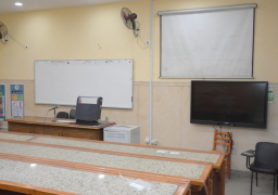 118 شاشة ذكية بـ4 كليات بجامعة القاهرة فى إطار خطتها للتحول الرقمي