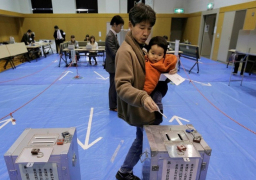 بدء التصويت لاختيار زعيم الحزب الحاكم في اليابان