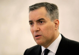 فرنسا “تأسف” لعدم تشكيل الحكومة اللبنانية حتى الآن