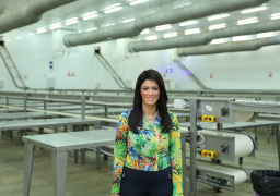 وزيرة التعاون الدولي تتفقد محطة التعبئة والتغليف بالأقصر