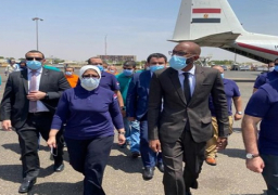 وزيرة الصحة تتفقد معسكر إيواء المتضررين في “ودرملي” برفقة نظيرها السوداني