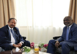 رئيس وزراء السودان يبحث مع رئيس “العدل والمساواة” خطوات ما بعد السلام