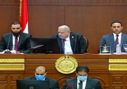 بالأسماء : أعضاء مجلس الشيوخ الـ300 يؤدون اليمين الدستورية بالجلسة الافتتاحية..وينتخبون المستشار عبد الوهاب عبد الرازق رئيساً للمجلس