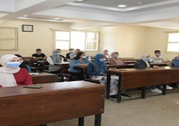 انتظام الدراسة بجامعة القاهرة وتدريب الطلاب على استخدام المنصة