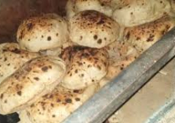 الحكومة تنفى صرف خبز غير صالح للاستهلاك الآدمي على البطاقات التموينية