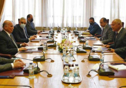 أبو الغيط يبحث ووزير خارجية العراق تطورات الساحتين العربية والعراقية