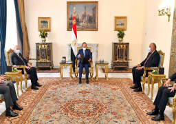 السيسي: مصر داعمة لكل ما يحقق مصالح العراق وشعبه