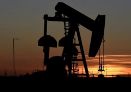أسعار النفط تغلق على ارتفاع بنسبة 1%