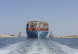 الفريق ربيع يعلن نجاح عبور سفينة الحاويات العملاقة MILAN MAERSK