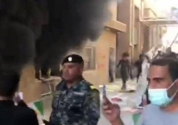 موالون للحشد الشعبي يحرقون مقار الديمقراطي الكردستاني ببغداد