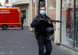 قتيلان في هجوم بسكين في مدينة نيس الفرنسية واعتقال المهاجم