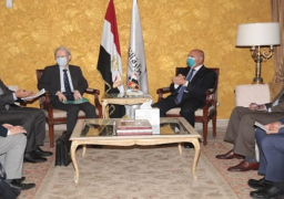 وزير النقل يبحث مع السفير الياباني ووفد “الجايكا” بدء أعمال تنفيذ الخط الرابع للمترو