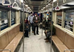 وزير النقل يتفقد محطة مترو عدلى منصور ويبدأ جولة بمشروع القطار المكهرب