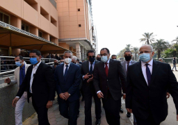 بالصور: رئيس الوزراء يتفقد أعمال إعادة تأهيل مباني المعهد القومي للأورام وتطوير خدماته