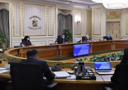 رئيس الوزراء يستعرض الاستراتيجية القومية لضبط النمو السكاني