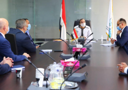وزيرة البيئة تناقش مع ممثلى شركة فاس السعودية فرص الاستثمار في تحويل المخلفات لطاقة