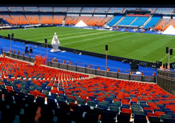 الزمالك بالزي “الأبيض” والأهلي بقميص أحمر وشورت أسود”