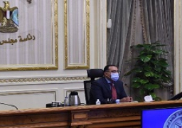 مدبولي يستعرض تطوير المنطقة الجغرافية لشركات البترول بـ “مسطرد”