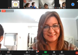 مكرم تشارك في معسكر لأبناء المصريين بالإمارات عبر تطبيق “زووم”