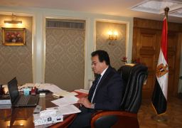 عبد الغفار يبحث الاستفادة من خبرة العلماء المصريين في تطوير المناهج