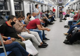 بدء تنفيذ قرار منع دخول محطات المترو بدون كمامات وتفعيل الغرامة اعتباراً من اليوم