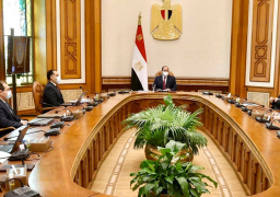 الرئيس السيسى يتابع برنامج تحويل السيارات للعمل بالغاز الطبيعي