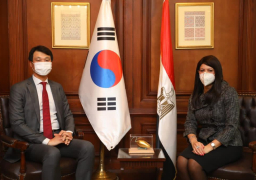 المشاط تبحث مع سفير كوريا الجنوبية بالقاهرة مجالات التعاون الطبية