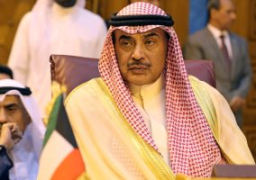 رئيس الوزراء الكويتي يعلن بدء حملة التطعيم ضد كورونا المستجد