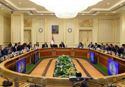 “الوزراء” يوافق على استكمال تدريس المناهج عن بعد وتأجيل الإمتحانات