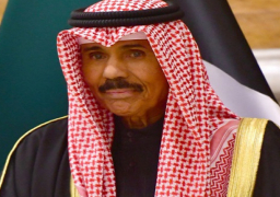 أمير الكويت يقبل استقالة الحكومة ويدعو مجلس الأمة الجديد للانعقاد منتصف ديسمبر