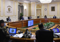 خلال اجتماع مجلس الوزراء برئاسة مدبولى .. الموافقة على تفويض وزيرى المالية والصحة بالتعاقد لتوفير 20 مليون جرعة من لقاحات كورونا