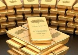 ارتفاع الذهب مع تراجع الدولار رغم إرجاء اقتراع على حزمة تحفيز أمريكية