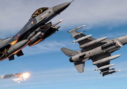 طائرات حربية تركية تشن غارات على محافظة دهوك بالعراق