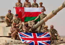 سلطنة عمان وبريطانيا تبحثان تعزيز التعاون العسكرى المشترك