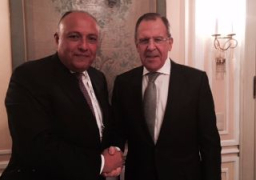 شكري ولافروف يبحثان العلاقات الثنائية وعدد من الموضوعات الإقليمية